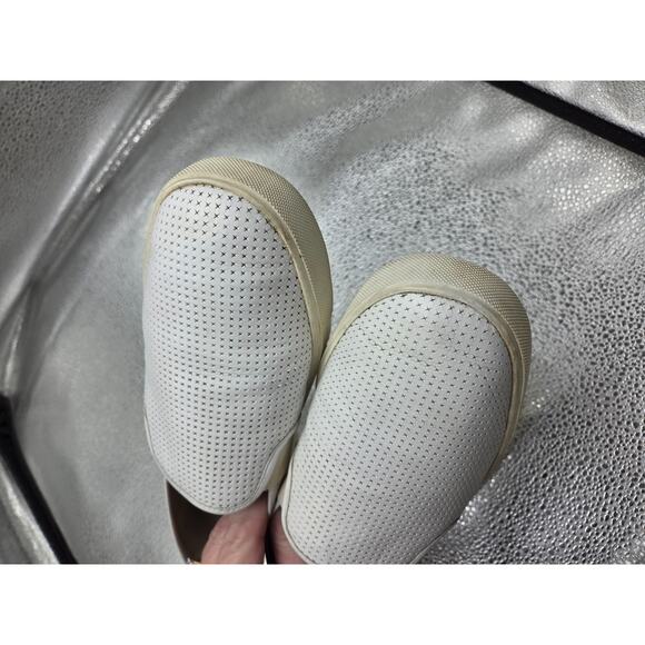 VINCE Ivory Bone Perforated Soft Leather Slip On Sneakers Size 9 Shoes - Picture 6 of 10